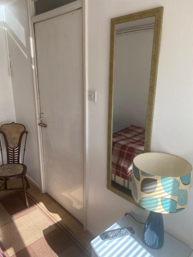 Apartmán Travelling Stop Swindon Exteriér fotografie
