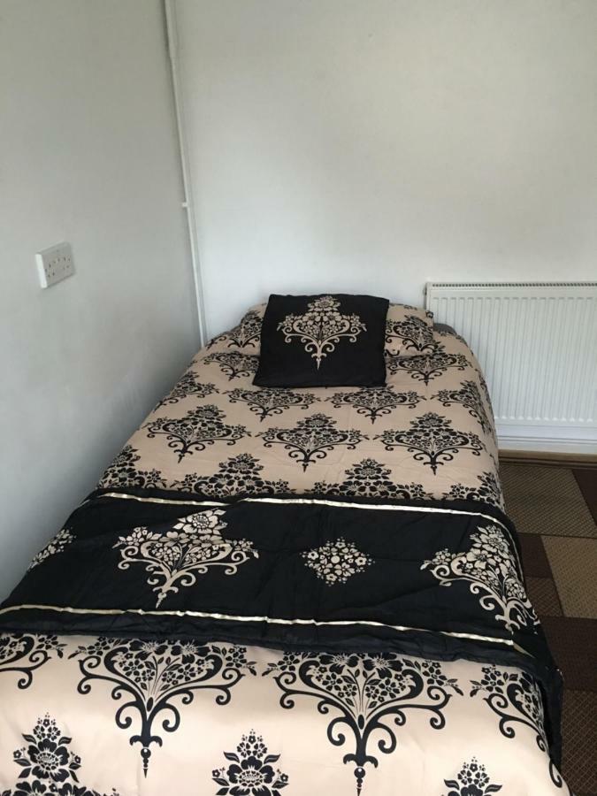Apartmán Travelling Stop Swindon Exteriér fotografie