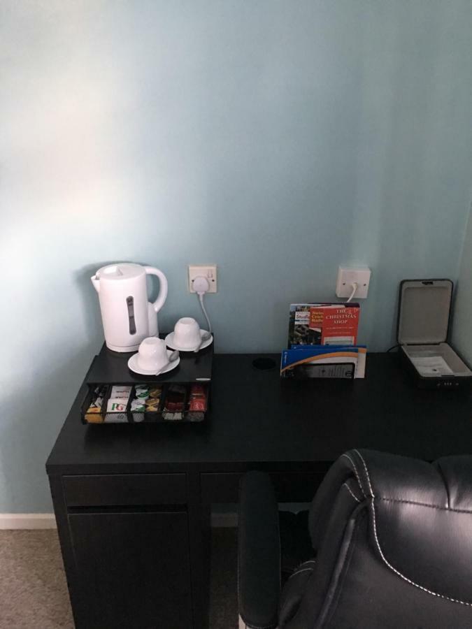 Apartmán Travelling Stop Swindon Exteriér fotografie