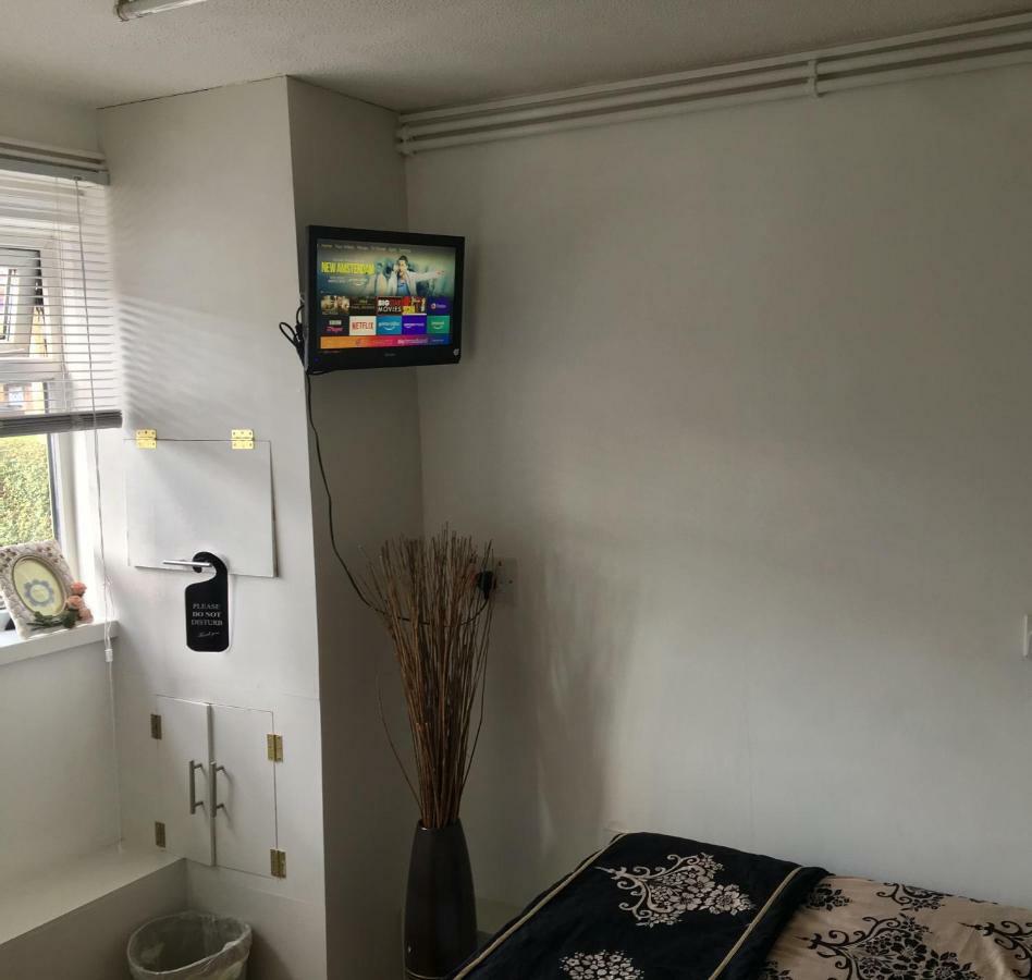 Apartmán Travelling Stop Swindon Exteriér fotografie