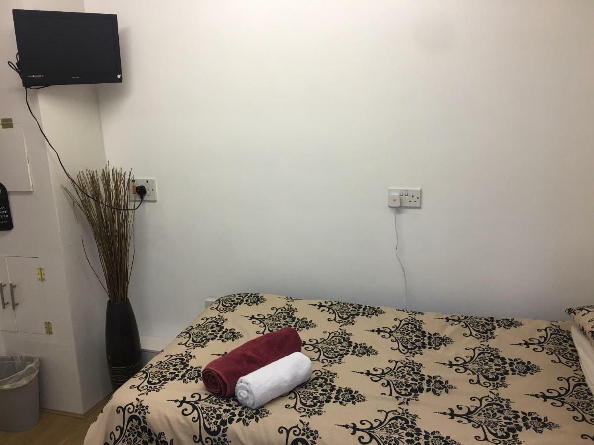 Apartmán Travelling Stop Swindon Exteriér fotografie
