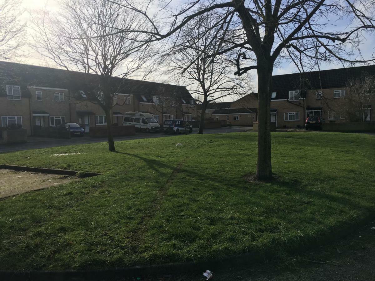 Apartmán Travelling Stop Swindon Exteriér fotografie
