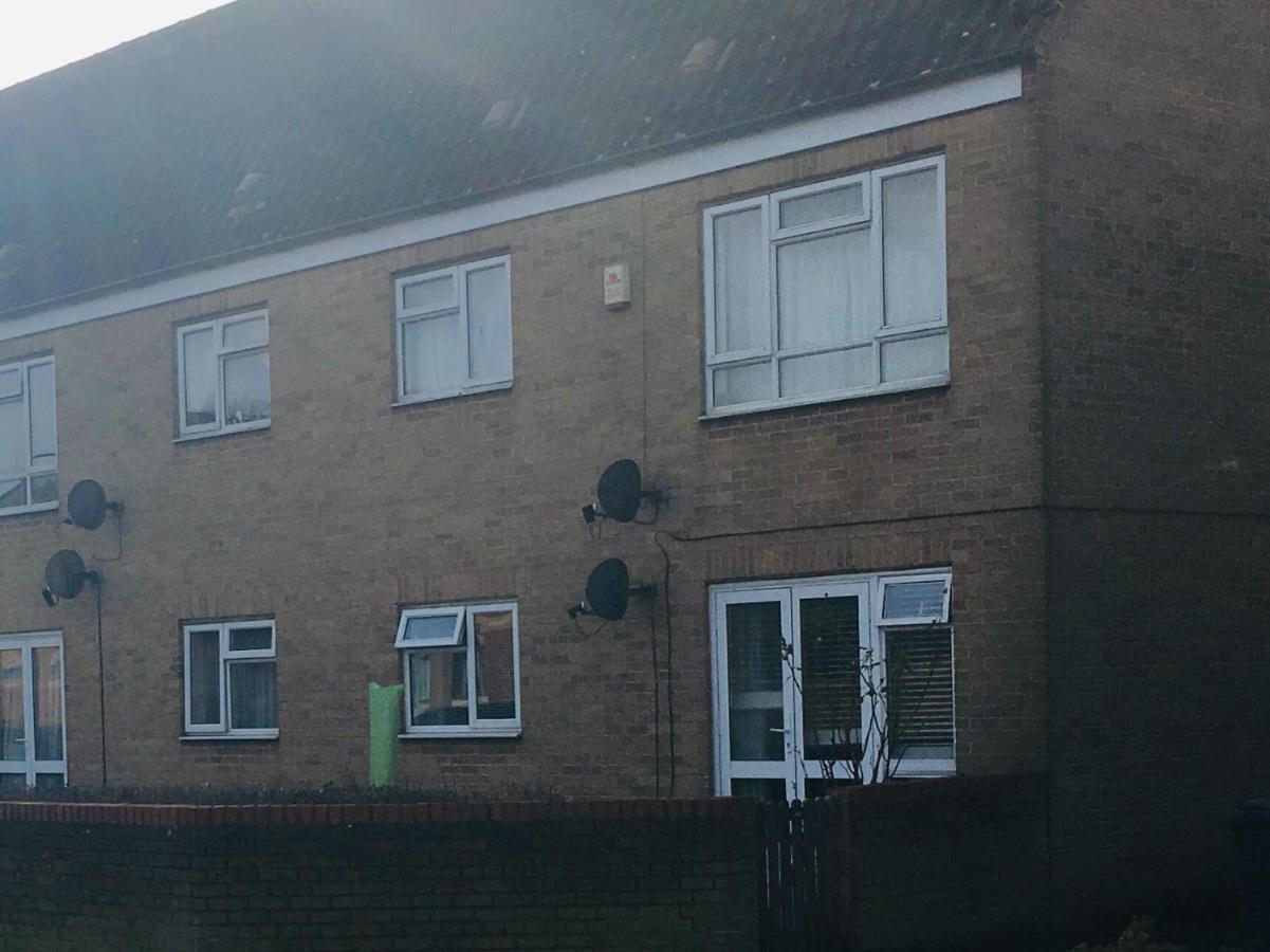Apartmán Travelling Stop Swindon Exteriér fotografie